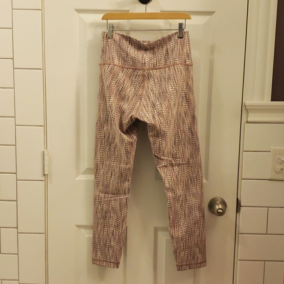 Lululemon Wunder Under 25" - Picture 8 of 11